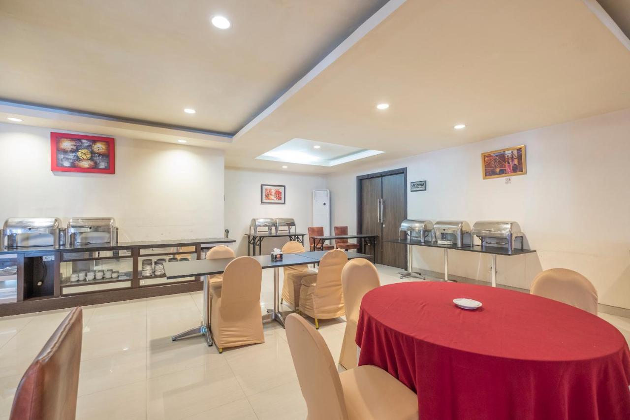 Collection O 1279 Hotel Grand Celino Makassar Eksteriør billede
